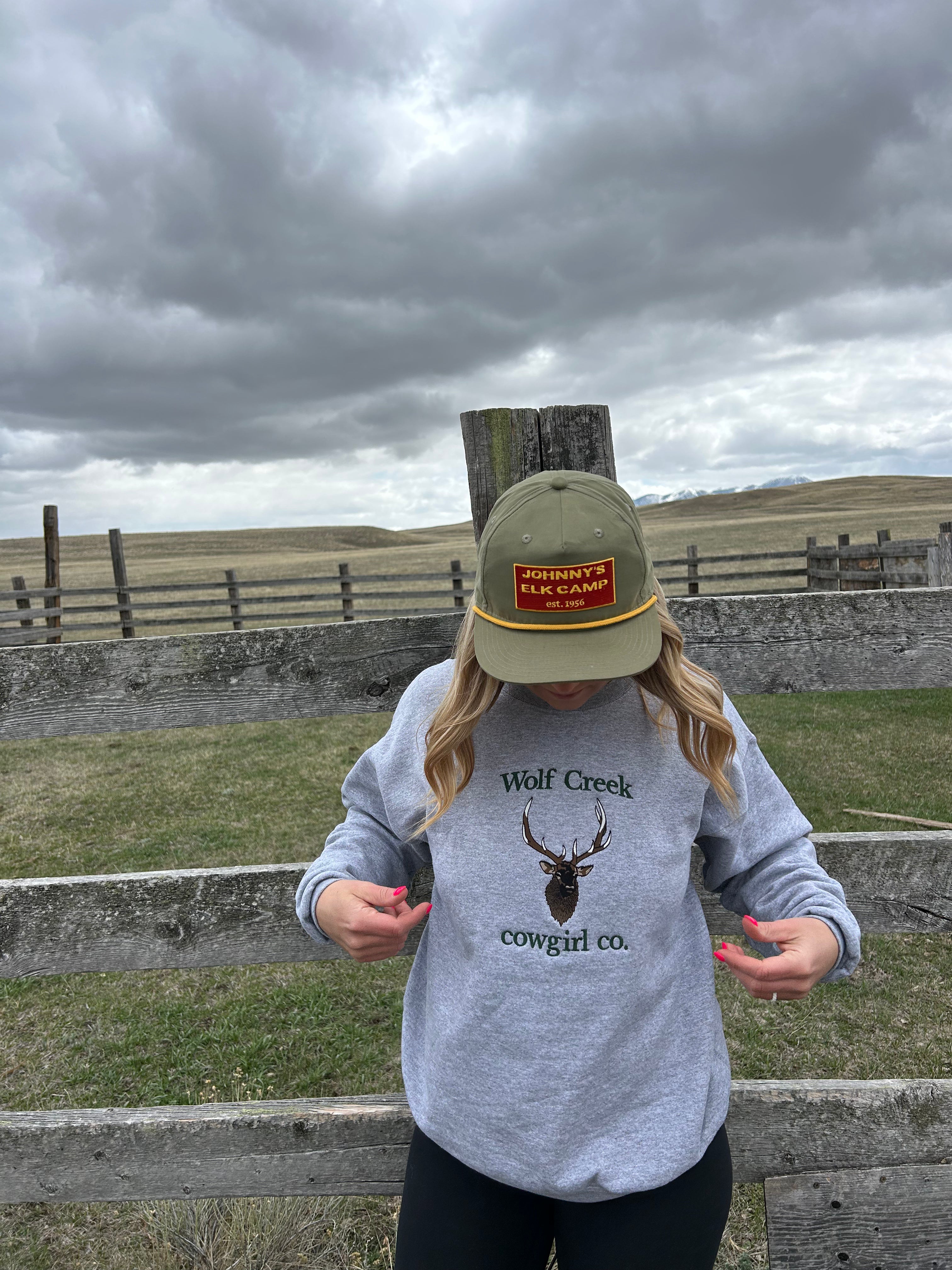 Wolf Creek Cowgirl Co. Elk Logo Crewneck